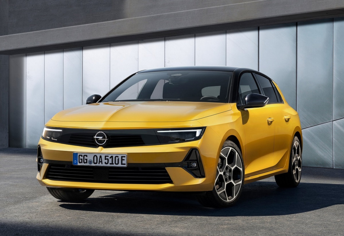 Opel Astra PHEV